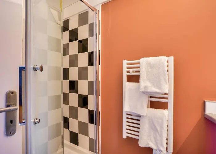 2 Proche Gare De * Bordéus